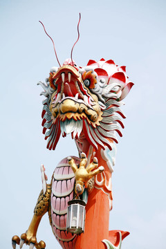 龍的雕像