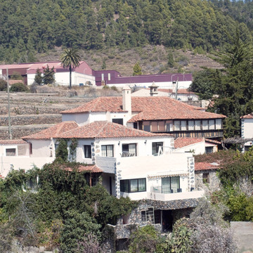 山坡上的房屋