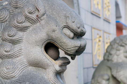 石獅子雕像