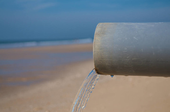 海灘水管