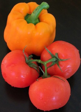 橘子椒和紅蕃茄