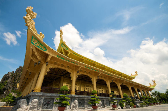 寺在越南