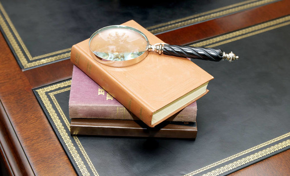 書(shū)與Magnifying Glass
