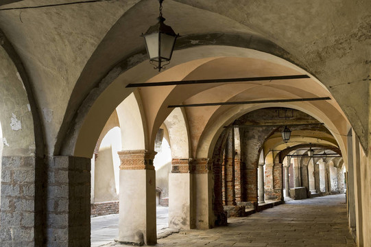 Piazzo di Biella；門廊