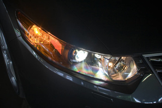 車輛頭燈