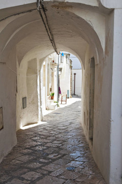 小巷。Martina Franca。普利亞。意大利.
