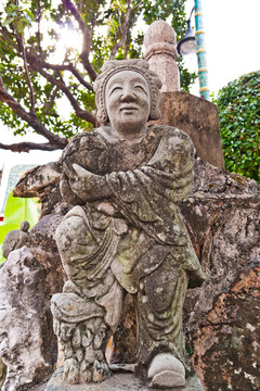 中國男子雕像