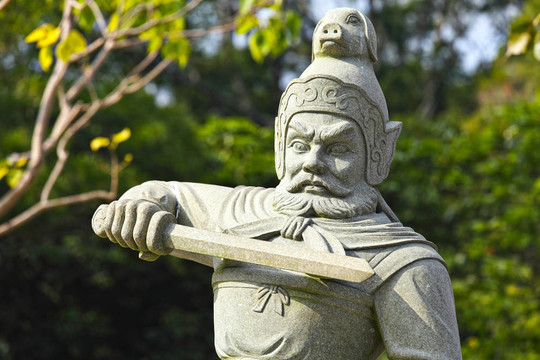 雕像在中華寺