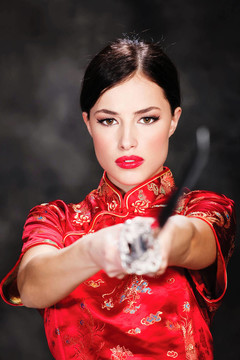 漂亮的女武士的武士