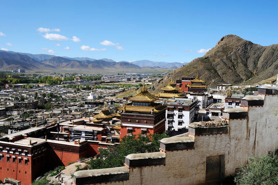 日喀則的歷史西藏寺；
