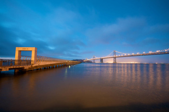 三藩碼頭海灣大橋