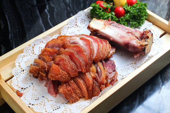 燒肉拼盤