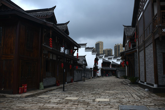 大小河街