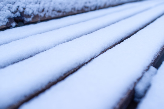 椅子 積雪