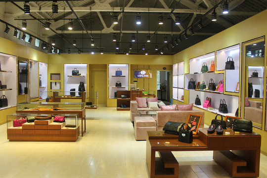 皮具店