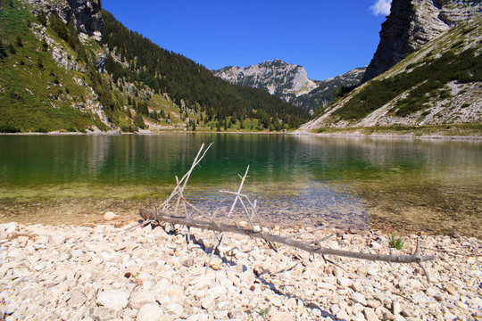 krnsko湖