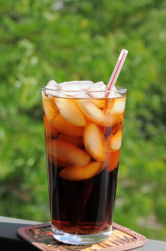 夏季軟飲料的..