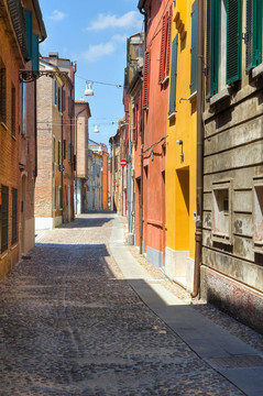 小巷。Ferrara。Emilia Romagna。意大利.
