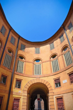 公共劇院。Ferrara。Emilia Romagna。意大利.