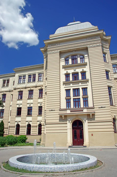 雅西大學(xué)