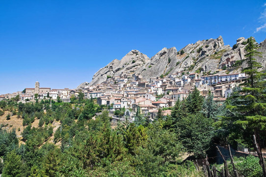Pietrapertosa的全景。巴斯利卡塔大區(qū)。意大利.