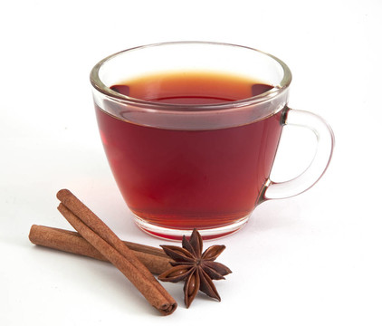 杯茶和八角和桂皮