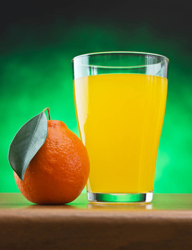 Tangerine夜店和果汁