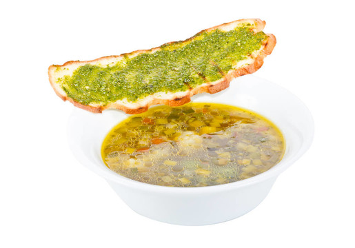炸面包意大利蔬菜湯
