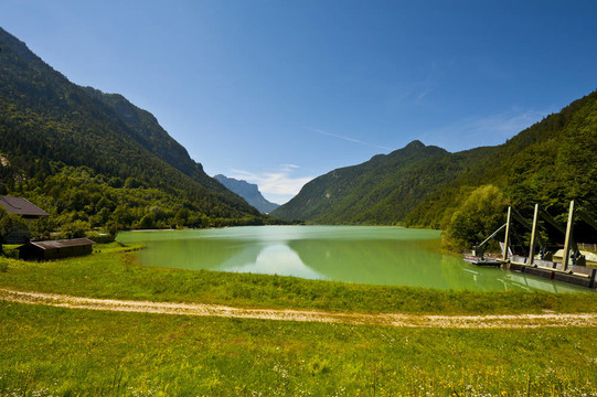 湖saalachsee