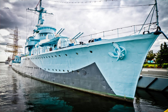 格丁尼亞軍艦