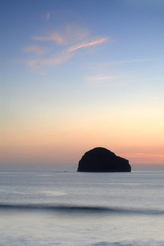康沃爾的海景；海鷗石。