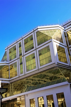 現(xiàn)代辦公建筑