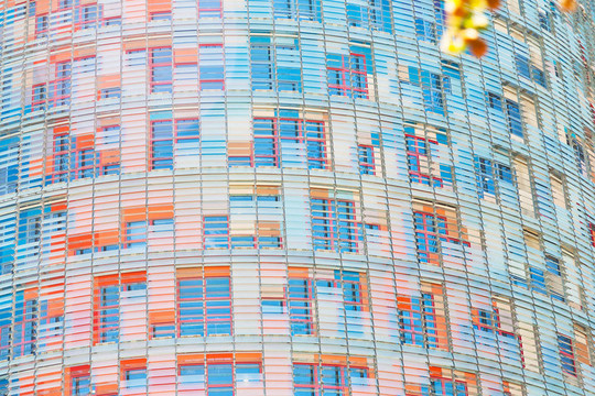Torre Agbar在巴塞羅那的摩天大樓的墻