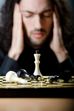 棋手玩他的游戲