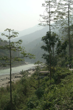 河和Mountains