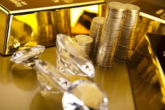 鉆石；金幣和金幣