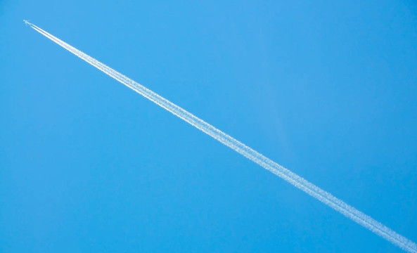 空中噴射飛機(jī)