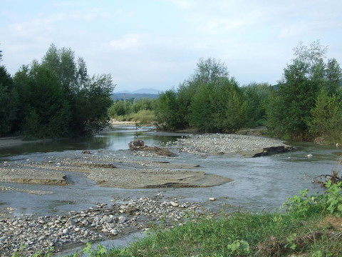 在羅馬尼亞河costesti；