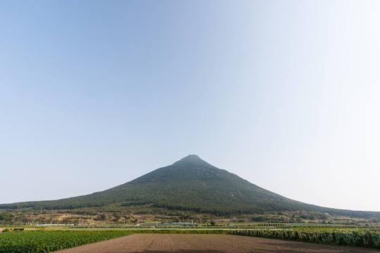 山開聞（kaimondake）火山；九州南部