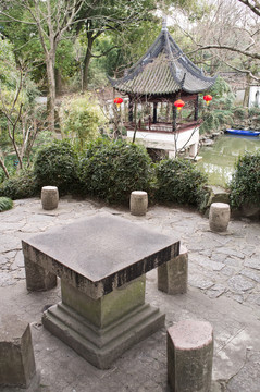 園林 石桌椅