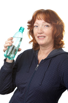 快樂(lè)成熟女子隔離飲用水