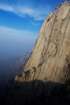 華山巨石