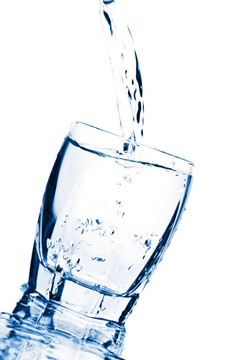 水濺入玻璃隔離