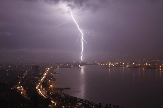 迅雷在市