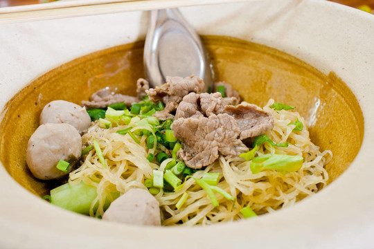 泰國面條牛肉