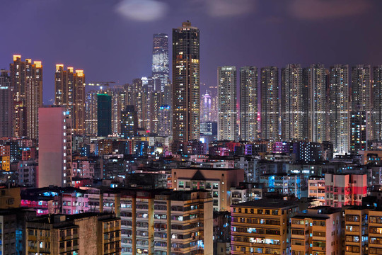 香港擁擠的城市的夜晚