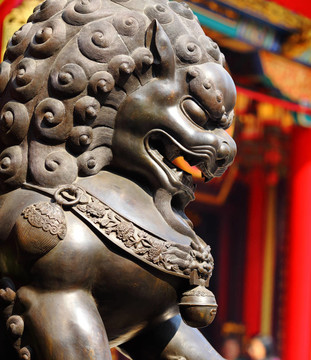 中華寺銅獅子