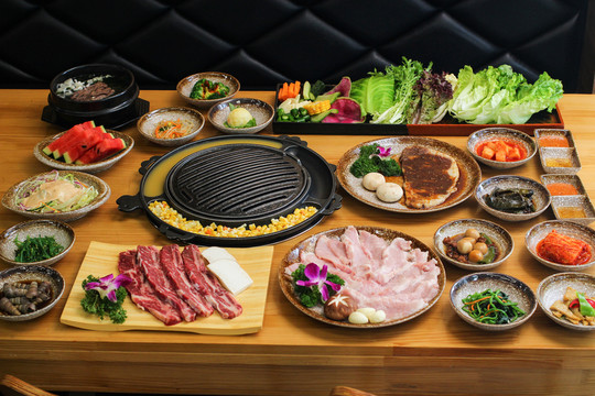 韓國(guó)烤肉套餐 韓國(guó)烤肉合照