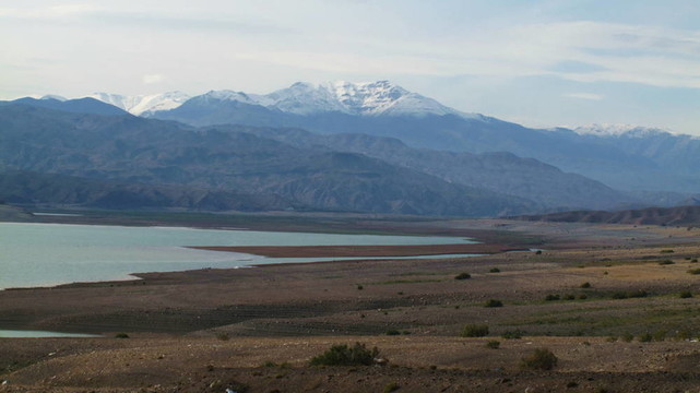 Manjil湖