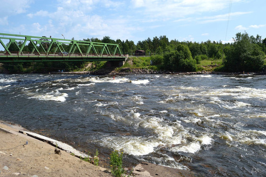 在沃格息河大橋